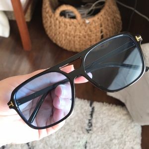 NFS: Retro Aviator Sunglasses